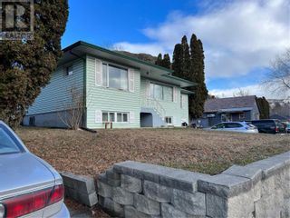Photo 2: 4007 30 Avenue in Vernon: House for sale : MLS®# 10269871