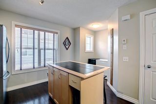 Photo 18: 165 Elgin Gardens SE in Calgary: McKenzie Towne Row/Townhouse for sale : MLS®# A1199659