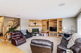 Photo 7: 643 Somerset Drive SW in Calgary: Somerset Detached for sale : MLS®# A1190143