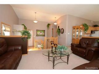 Photo 9: 160 MEADOW ROAD: White City Single Family Dwelling for sale (Regina NE)  : MLS®# 476169
