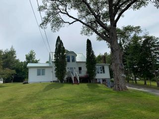 Photo 1: 185 Highway 224 in Sheet Harbour: 35-Halifax County East Residential for sale (Halifax-Dartmouth)  : MLS®# 202215963