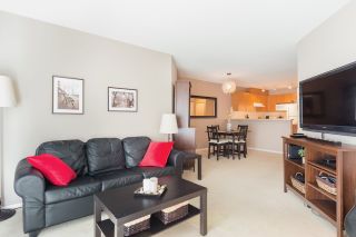 Photo 2: 366 1100 E 29TH Street in North Vancouver: Lynn Valley Condo for sale in "HIGHGATE" : MLS®# R2317481