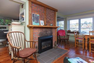Photo 17: 946 Forshaw Rd in Esquimalt: Es Kinsmen Park House for sale : MLS®# 860028