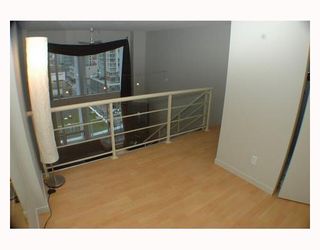 Photo 8: 713 933 SEYMOUR Street in Vancouver: Downtown VW Condo for sale in "THE SPOT" (Vancouver West)  : MLS®# V794826