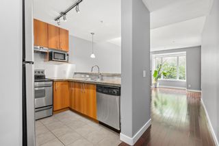 Photo 4: 201 1000 Centre Avenue NE in Calgary: Bridgeland/Riverside Apartment for sale : MLS®# A2054788