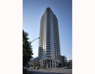 Photo 1: 3301 4808 HAZEL Street in Burnaby: Forest Glen BS Condo for sale in "CENTREPOINT" (Burnaby South)  : MLS®# V791634