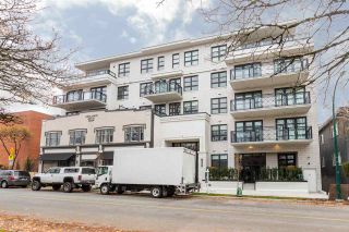 Photo 1: 306 6168 EAST BOULEVARD in Vancouver: Kerrisdale Condo for sale in "THE KIRKLAND" (Vancouver West)  : MLS®# R2417939