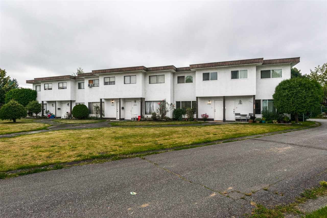 Main Photo: 21466 MAYO Place in Maple Ridge: West Central Townhouse for sale : MLS®# R2106633