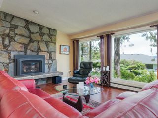 Photo 5: 2020 Salem Terr in North Saanich: NS Swartz Bay Single Family Residence for sale : MLS®# 964154