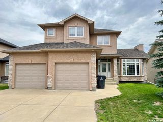 Photo 1: 922 Maguire Crescent in Saskatoon: Willowgrove Residential for sale : MLS®# SK937606