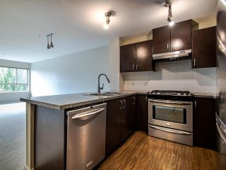 Photo 4: 316 3110 DAYANEE SPRINGS Boulevard in Coquitlam: Westwood Plateau Condo for sale : MLS®# R2496797