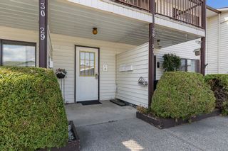 Photo 3: 28 7455 HURON Street in Sardis: Sardis West Vedder Townhouse for sale in "Ascott Estates" : MLS®# R2812574