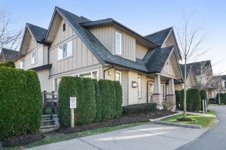 Photo 3: 22 2501 161A Street in Surrey: Grandview Surrey Townhouse for sale in "HIGHLAND PARK" (South Surrey White Rock)  : MLS®# R2135777