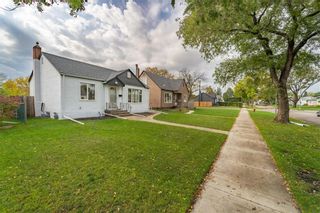 Photo 6: 560 Smithfield Avenue in Winnipeg: West Kildonan Residential for sale (4D)  : MLS®# 202327452