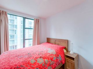 Photo 11: 702 939 HOMER STREET in Vancouver: Yaletown Condo for sale (Vancouver West)  : MLS®# R2052941
