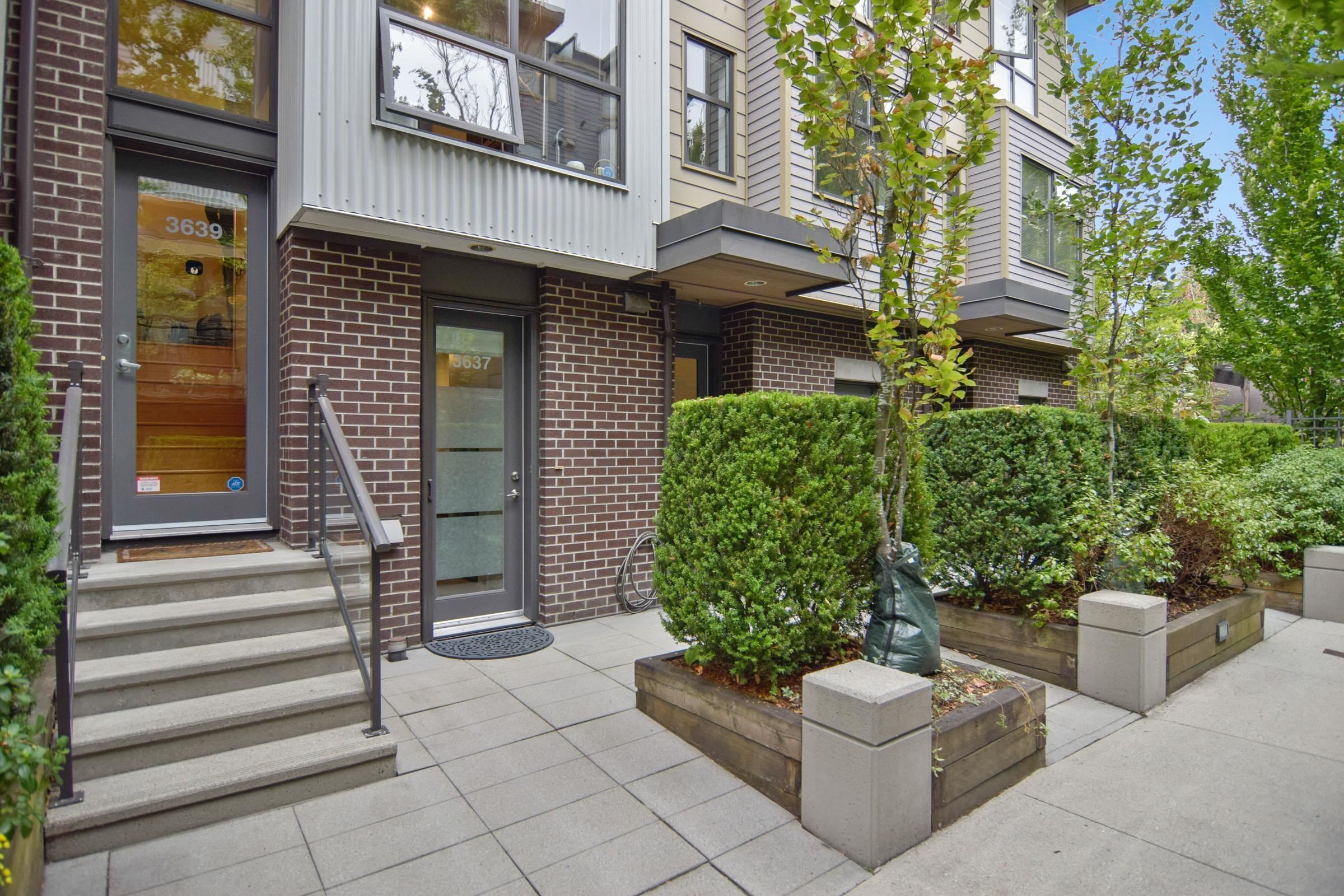 Main Photo: 3639 COMMERCIAL Street in Vancouver: Victoria VE Townhouse for sale in "BRIXII" (Vancouver East)  : MLS®# R2611483