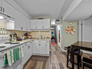 Photo 2: 2017 SUNNYCREST Avenue in Kamloops: Brocklehurst Half Duplex for sale : MLS®# 170673