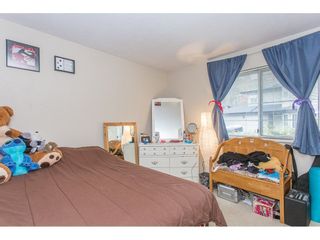 Photo 13: 18 36060 OLD YALE Road in Abbotsford: Abbotsford East Townhouse for sale in "Mountainview Village" : MLS®# R2220092