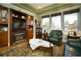 Photo 5: 4253 FRANCES Street in Burnaby: Willingdon Heights House for sale (Burnaby North)  : MLS®# R2130460