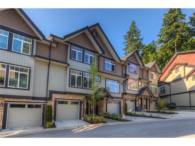 Main Photo: 126 6299 144TH Street in Surrey: Sullivan Station Townhouse for sale in "ALTURA" : MLS®# F1429971