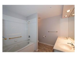 Photo 11: 231 3098 GUILDFORD Way in Coquitlam: North Coquitlam Condo for sale in "MARLBUROUGH HOUSE" : MLS®# V1074215