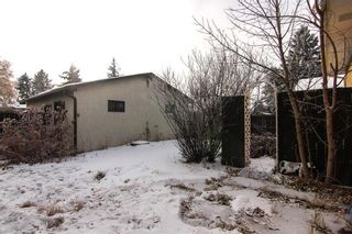 Photo 2: 3244 31A Avenue SE in Calgary: Dover House for sale : MLS®# C4145966