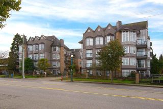 Photo 18: 404 20200 56 Avenue in Langley: Langley City Condo for sale in "The Bentley" : MLS®# R2116212