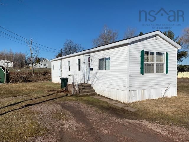 Main Photo: 50 Kent Drive in Amherst: 101-Amherst, Brookdale, Warren Residential for sale (Northern Region)  : MLS®# 202206374