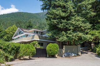 Main Photo: 55 CREEKVIEW Place: Lions Bay House for sale (West Vancouver)  : MLS®# R2796344