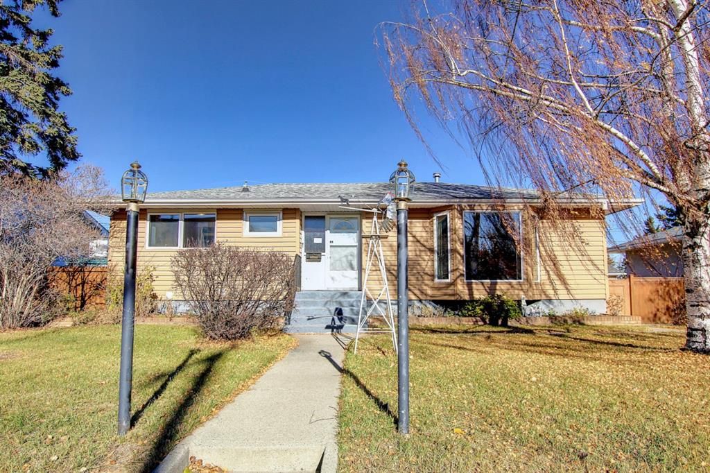 Main Photo: 4416 8 Avenue SW Calgary Home For Sale