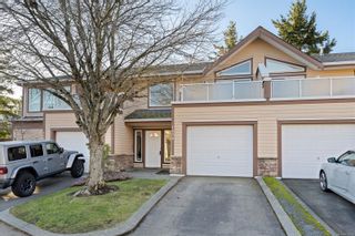 Main Photo: 1604 Creekside Dr in Nanaimo: Na Central Nanaimo Row/Townhouse for sale : MLS®# 952893