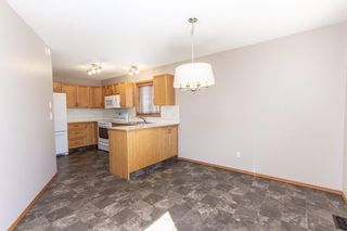 Photo 11: 105 Duckering Close: Red Deer Detached for sale : MLS®# A1241670