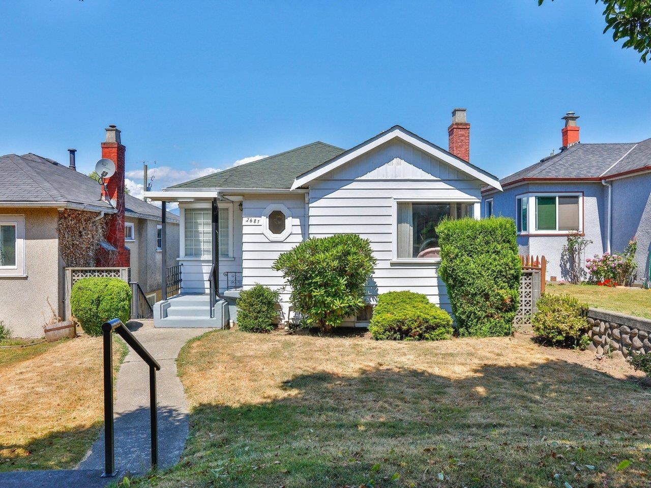Main Photo: 2681 E 4TH Avenue in Vancouver: Renfrew VE House for sale (Vancouver East)  : MLS®# R2605962