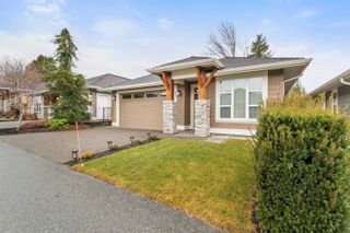 Photo 1: 107 6540 DOGWOOD Drive in Chilliwack: Sardis South House for sale in "Dogwood Crossing" (Sardis)  : MLS®# R2846108