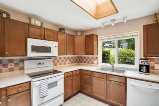 Photo 16: 1044 Pearl Cres in Central Saanich: CS Brentwood Bay House for sale : MLS®# 904877
