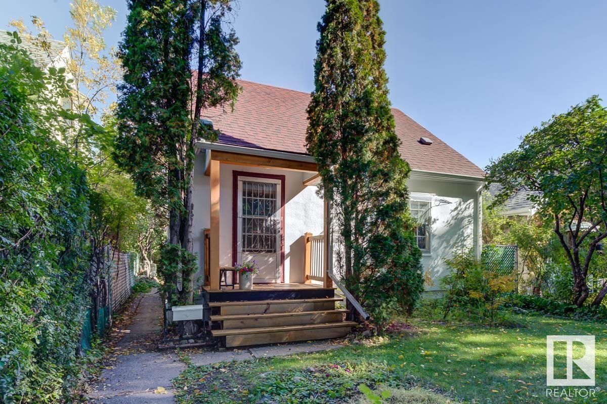 Main Photo: 11641 90 Street in Edmonton: Zone 05 House for sale : MLS®# E4358452