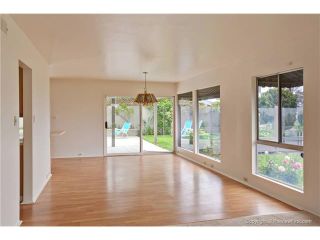 Photo 11: PACIFIC BEACH House for sale : 4 bedrooms : 5199 San Aquario Drive in San Diego