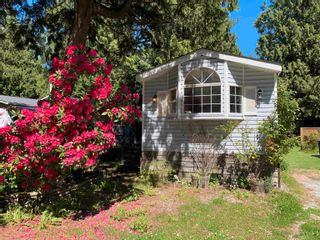 Main Photo: 150 1830 MAMQUAM Road in Squamish: Garibaldi Estates Manufactured Home for sale in "Timbertown Estates" : MLS®# R2887519