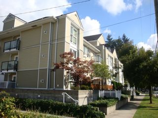 Photo 1: 310 1519 GRANT Ave in The Beacon: Glenwood PQ Home for sale ()  : MLS®# V791493
