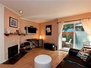 Photo 1: 160 W 12TH ST in North Vancouver: Central Lonsdale Condo for sale : MLS®# V852834