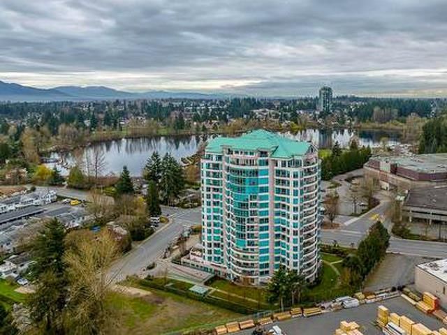 Main Photo: 304 33065 MILL LAKE Road in Abbotsford: Central Abbotsford Condo for sale in "SUMMIT POINT ON THE LAKE" : MLS®# R2706225