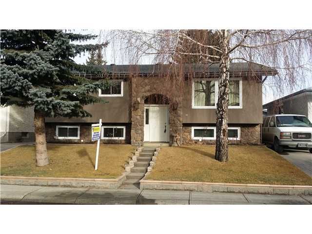 Main Photo: 1840 LYSANDER Crescent SE in Calgary: Lynnwood_Riverglen Residential Detached Single Family for sale : MLS®# C3650001