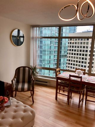Photo 2: 2101 1288 ALBERNI Street in Vancouver: West End VW Condo for sale in "THE PALISADES" (Vancouver West)  : MLS®# R2770103
