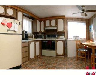 Photo 3: 89 9950 WILSON Street in Mission: Stave Falls Manufactured Home for sale in "Ruskin Place" : MLS®# F2905229