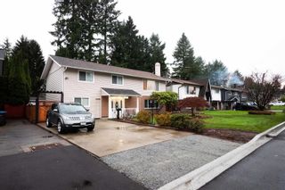 Photo 3: 1052 FRASER Avenue in Port Coquitlam: Birchland Manor House for sale : MLS®# R2639236