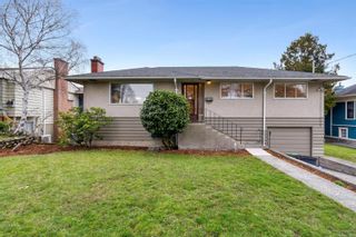 Main Photo: 3145 Balfour Ave in Victoria: Vi Burnside House for sale : MLS®# 953959