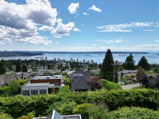 Photo 16: 2190 SHAFTON Place in West Vancouver: Queens House for sale : MLS®# R2859527