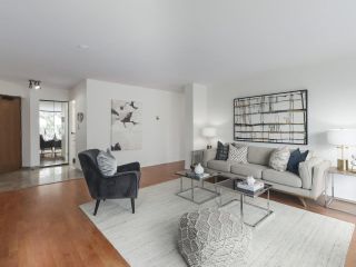 Photo 1: 504 2108 W 38TH Avenue in Vancouver: Kerrisdale Condo for sale in "The Wilshire" (Vancouver West)  : MLS®# R2400833