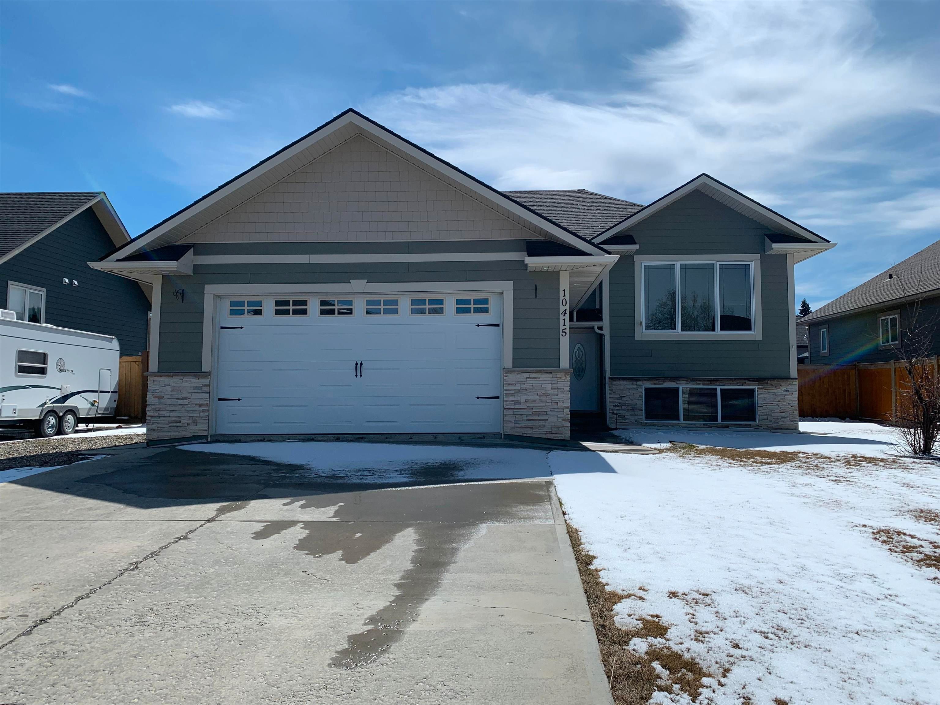 Main Photo: 10415 114A Avenue in Fort St. John: Fort St. John - City NW House for sale (Fort St. John (Zone 60))  : MLS®# R2687906