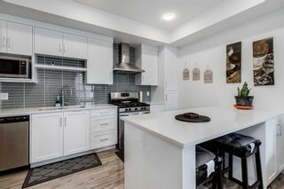 Photo 3: 4303 100 Walgrove Court SE in Calgary: Walden Row/Townhouse for sale : MLS®# A2090605